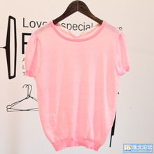 外貿(mào)服飾雙線經(jīng)營(yíng)策略 批發(fā)與零售的市場(chǎng)機(jī)遇與挑戰(zhàn)